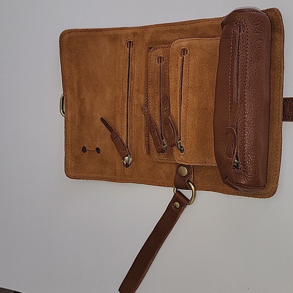 ANCICRAFT HANDMADE GENUINE LEATHER ROLL-UP PENCIL/PEN/MAKEUP CASE WRAP HOLDER - Picture 6 of 13